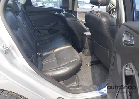 2012 Ford Focus Sel z USA, uszkodzony, nr VIN 1FAHP3H29CL214001